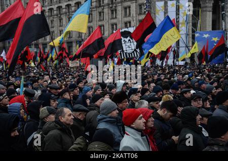 Tausende Anhänger des Oppositionsführers und ehemaligen georgischen Präsidenten Michail Saakaschwili versammeln sich am 10. Dezember 2017 zur Korruption und marschieren durch die Straßen der ukrainischen Hauptstadt Kiew, Ukraine (Foto: Hristo Rusev/NurPhoto) Stockfoto