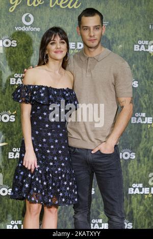 Die spanische Schauspielerin Macarena Garcia und der Schauspieler Joel Bosqued nehmen am 19. Dezember 2017 an der Fotozelle „Que Baje Dios Y Lo Vea“ im Urso Hotel in Madrid, Spanien, Teil. (Foto von Oscar Gonzalez/NurPhoto) Stockfoto