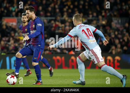 Stanislav Lobotka und Leo Messi beim Copa del Rey-Spiel zwischen dem FC Barcelona und dem Real Club Celta de Vigo am 11. Januar 2018 in Barcelona, Spanien. (Foto von Urbanandsport/NurPhoto) Stockfoto