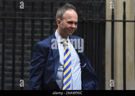 Gavin Barwell, Stabschef von Premierministerin Theresa May, verlässt am 24. Januar 2018 in London, England, die Downing Street 10, bevor die Fragen des Premierministers gestellt werden. Frau May wird zum Weltwirtschaftsforum nach Davos, Schweiz, reisen, wo sie am 25. Januar das Wort ergreifen wird. Theresa May wird für das Weltwirtschaftsforum nach Davos, Schweiz, reisen, wo sie am 25. Januar das Wort ergreifen wird. (Foto von Alberto Pezzali/NurPhoto) Stockfoto