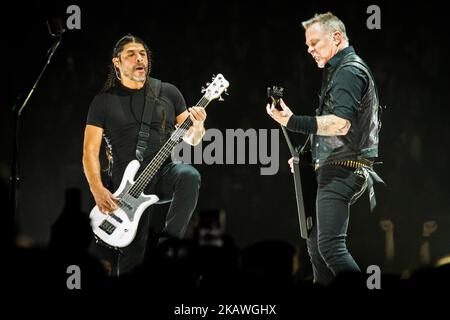 Die amerikanische Heavy Metal Band Metallica tritt am 10. Februar 2018 live im Pala Alpitour in Turin, Italien, auf. (Foto von Roberto Finizio/NurPhoto) Stockfoto