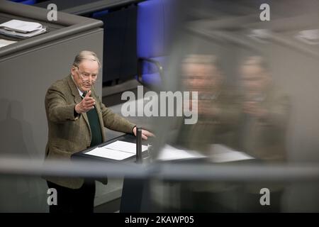 Der Fraktionsvorsitzende der AfD-Partei Alexander Gauland hält während der 14. Plenarsitzung im Bundestag am 22. Februar 2018 in Berlin eine Rede. (Foto von Emmanuele Contini/NurPhoto) Stockfoto