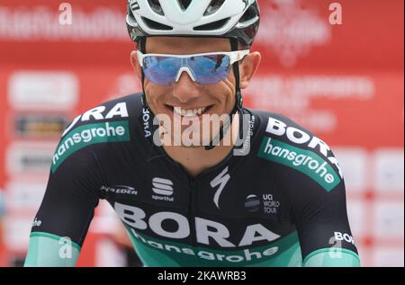 Der polnische Rafal Majka von Bora - Hansgrohe stellte sich vor der fünften und letzten Etappe der Abu Dhabi Tour 2018, der 199km Abu Dhabi Airports-Etappe von Qasr Al Muwaiji (Al Ain) nach Jebel Hafeet, vor. Am Sonntag, den 25. Februar 2018, in Qasr Al Muwaiji, Abu Dhabi, Vereinigte Arabische Emirate. (Foto von Artur Widak/NurPhoto) Stockfoto