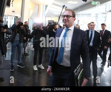 CSU-Landesgruppenleiter Alexander Dobrindt trifft auf die Vorstandssitzung am 5. März 2018 in München ein. Die Christlich-Soziale Union (CSU) hielt eine Vorstandssitzung ab, in der sie über die neuen Bundesminister entscheiden und wahrscheinlich einen neuen Generalsekretär wählen. (Foto von Alexander Pohl/NurPhoto) Stockfoto