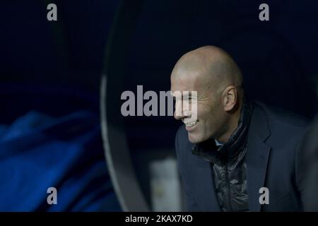 Zinedine Zidane Trainer von Real Madrid während eines Spiels zwischen Real Madrid und dem FC Girona im Santiago Bernabeu Stadion am 18. März 2018 in Madrid, Spanien. (Foto von Patricio Realpe/ChakanaNews/NurPhoto) Stockfoto