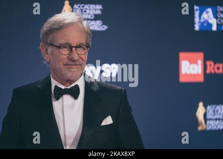 Steven Spielberg geht auf einem roten Teppich vor der Verleihung der David Di Donatello Awards 62. am 21. März 2018 in Rom, Italien. (Foto von Luca Carlino/NurPhoto) Stockfoto