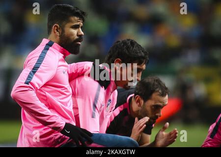 Diego Costa, der Stürmer von Atletico Madrid, blickt auf das Europa League Fußballspiel zwischen Sporting CP und Atletico Madrid am 12. April 2018 im Jose Alvalade Stadium in Lissabon. (Foto von Carlos Costa/NurPhoto) Stockfoto