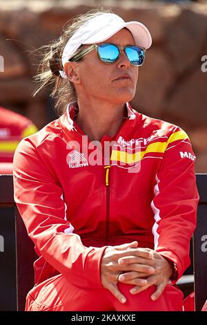 Anabel Medina, Kapitän von Spanien, reagiert während des ersten Tages des Fedcup World Group II Play-offs-Spiels zwischen Spanien und Paraguay im Centro de Tenis La Manga Club am 21. April 2018 in La Manga, Spanien (Foto von David Aliaga/NurPhoto) Stockfoto