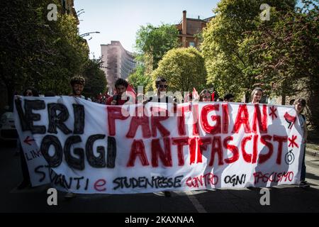 Demonstration zur Erinnerung an den Befreiungstag in der Innenstadt von Rom, der Tag erinnert an die Befreiung Italiens von der Nazi-Besatzung während des Zweiten Weltkriegs am 25. April 2018 in Rom, Italien (Foto: Andrea Ronchini/NurPhoto) Stockfoto