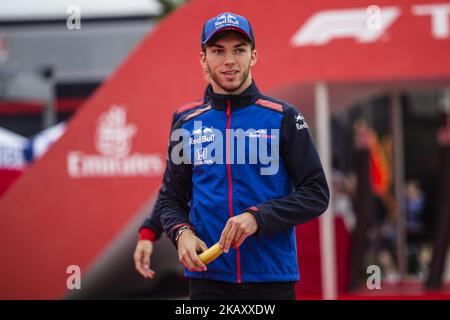 10 Pierre Gasly aus Frankreich mit Scuderia Toro Rosso Honda STR13 Portrait während des spanischen Formel 1 Grand Prix auf dem Circuit de Catalunya am 10. Mai 2018 in Montmelo, Spanien. (Foto von Xavier Bonilla/NurPhoto) Stockfoto