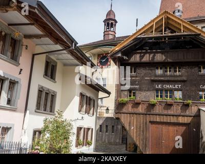 Innenstadt von Gruyeres, Dorfzentrum unterhalb des Schlosses, Schweiz Stockfoto