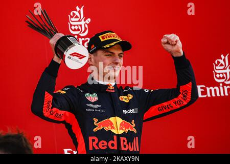 33 Max Verstappen Max aus den Niederlanden Aston Martin Red Bull Tag Heuer RB14 feiert seinen dritten Platz auf dem Podium beim spanischen Formel-1-Grand-Prix am Circuit de Catalunya am 13. Mai 2018 in Montmelo, Spanien. (Foto von Xavier Bonilla/NurPhoto) Stockfoto