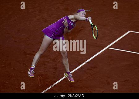 Kiki Bertens aus den Niederlanden ist am achten Tag des Tennisturniers der Mutua Madrid Open im Caja Magica am 12. Mai 2018 in Madrid, Spanien, im Finalspiel gegen Petra Kvitova aus der Tschechischen Republik vertreten (Foto: David Aliaga/NurPhoto) Stockfoto