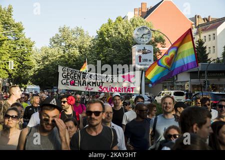 Am 26. Mai 2018 wird in Berlin ein Tuntenpaziergang (Queer Queens Walk) besucht, um gegen Homophobie und für LGBTI-Rechte und -Vielfalt zu protestieren. (Foto von Emmanuele Contini/NurPhoto) Stockfoto