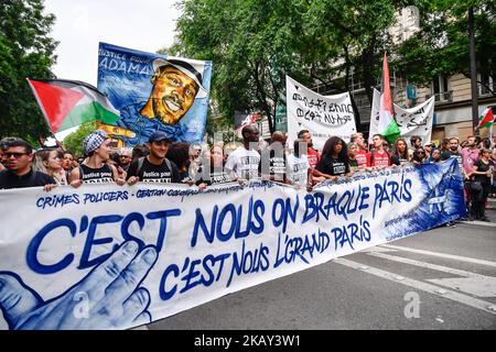 Zehntausende Menschen (31.700) marschierten am Samstag durch ganz Frankreich, als etwa sechzig Organisationen zu einer "Volkswende" gegen die Politik Emmanuel Macrons aufbegehrten (Foto: Julien Mattia/NurPhoto) Stockfoto