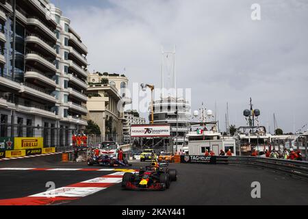 33 Max Verstappen Max aus den Niederlanden Aston Martin Red Bull Tag Heuer RB14 beim Rennen des Formel-1-Grand-Prix von Monaco am 27.. Mai 2018 in Montecarlo, Monaco. (Foto von Xavier Bonilla/NurPhoto) Stockfoto