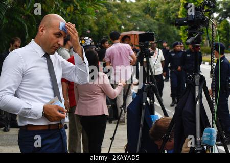 Medienvertreter warten am 12. Juni 2018 vor dem Hotel Capella, wo der DPRK-US-Gipfel auf der Insel Sentosa in Singapur stattfindet (Foto: Chris Jung/NurPhoto) Stockfoto