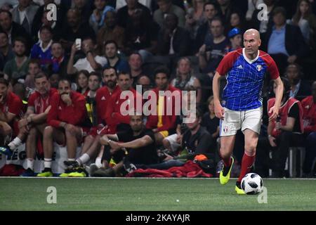 Zinedine Zidane während eines Fußballspiels zwischen der französischen Fußballnationalmannschaft der Weltmeisterschaft 1998 und der FIFA 98, das sich aus ehemaligen internationalen Spielern zusammensetzt, anlässlich des 20.. Jahrestages des französischen Fußballsieges 1998 am 12. Juni 2018 in der U Arena in Nanterre bei Paris. (Foto von Julien Mattia/NurPhoto) Stockfoto