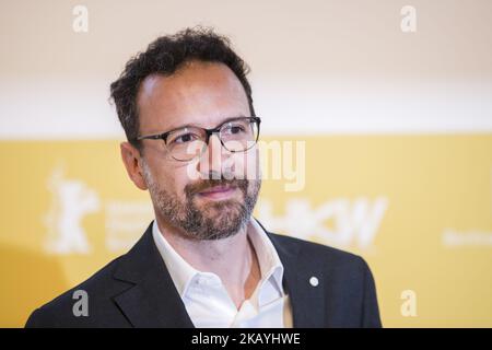 Der ehemalige italienische Regisseur des Filmfestivals Locarno, Carlo Chatrian, wird während einer Pressekonferenz am 22. Juni 2018 in Berlin abgebildet. Chatrian wurde zum künstlerischen Leiter der Berlinale ernannt und wird die Nachfolge von Dieter Kosslick antreten (im Duo mit der Niederländerin Mariette Rissenbeek in der Rolle des Geschäftsführers), der seine Tätigkeit 2020 antreten wird. (Foto von Emmanuele Contini/NurPhoto) Stockfoto