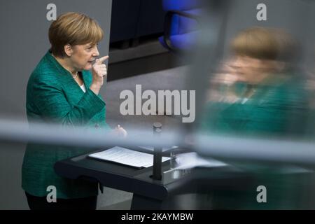 Bundeskanzlerin Angela Merkel gibt während der 42. Plenarsitzung des Deutschen Bundestages am 28. Juni 2018 in Berlin eine Regierungserklärung ab. (Foto von Emmanuele Contini/NurPhoto) Stockfoto