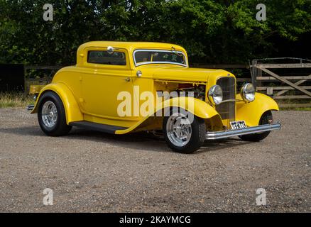 1932 Ford 3 Hot Rod mit Fenster Stockfoto