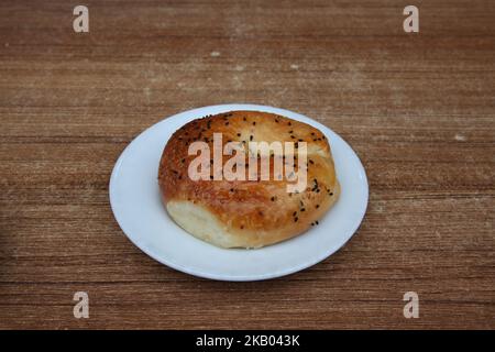 Blätterteig mit Sesam-Belag Stockfoto