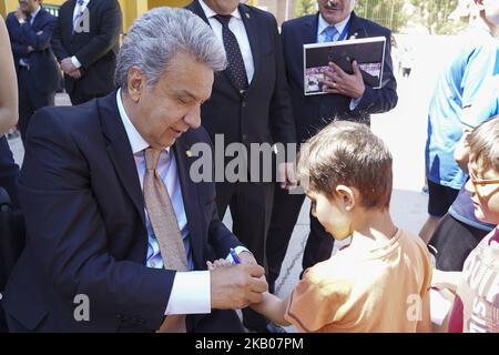 Der Präsident der Republik Ecuador, Lenin Moreno, besucht die Schule Republica de Venezuela in Madrid. Spanien. 27. Juli 2017 (Foto von Oscar Gonzalez/NurPhoto) Stockfoto