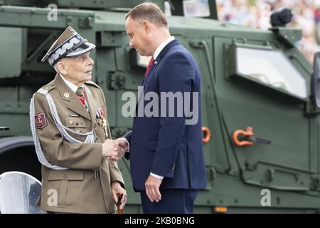 Der polnische Präsident Andrzej Duda bei der Militärparade in Warschau am Tag der polnischen Armee. 15. August 2018, Warschau, Polen (Foto von Krystian Dobuszynski/NurPhoto) Stockfoto