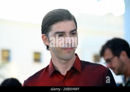 Gastgeber des Festivals Michele Riondino besucht eine Fotoausstellung im Vorfeld des Venedig Filmfestivals 75. im Palazzo del Casino am 28. August 2018 in Venedig, Italien. (Foto von Matteo Chinellato/NurPhoto) Stockfoto