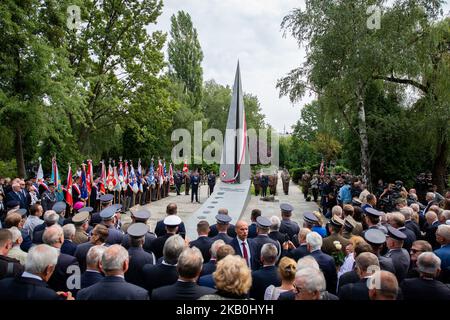 Am 28. August 2018 wird auf dem Powazki-Militärfriedhof in Warschau, Polen, die Zeremonie des Denkmals „Glory to Polish Pilots“ anlässlich des Polnischen Luftfahrttages enthüllt (Foto: Mateusz Wlodarczyk/NurPhoto) Stockfoto