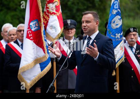 Der polnische Präsident Andrzej Duda bei der Enthüllung des Denkmals „Ehre für polnische Piloten“ am 28. August 2018 auf dem Militärfriedhof Powazki in Warschau, Polen (Foto: Mateusz Wlodarczyk/NurPhoto) Stockfoto