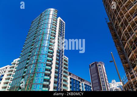 One Eighty Stratford Tower in der Stratford High Street, London, Großbritannien Stockfoto