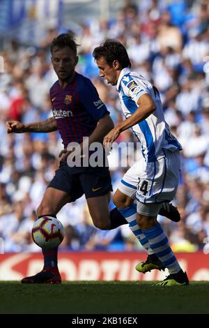 Ruben Pardo kontrolliert den Ball während des Spiels zwischen Real Sociedad und dem FC Barcelona im Anoeta Stadium in San Sebastian, Spanien am 15. September 2018. (Foto von Jose Breton/NurPhoto) Stockfoto