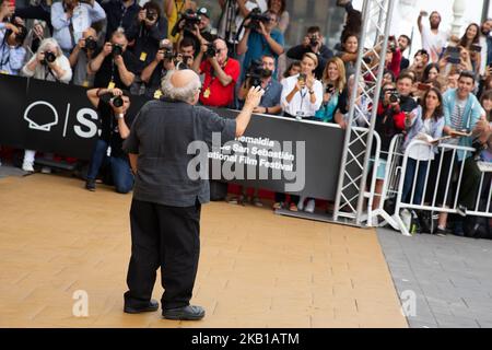 Der Schauspieler Danny DeVito kommt am 21. September 2018 beim San Sebastian Film Festival 66. in San Sebastian, Spanien, an. (Foto von Manuel Romano/NurPhoto) Stockfoto