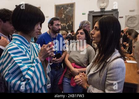 Die Bürgermeisterin von Rom, Virginia Raggi, während der Eröffnung der siebten Ausgabe des „Global Forum 2018 on Direct Democracy“. Das Forum wird zum ersten Mal in Italien, in Rom, stattfinden, auch als Anerkennung der neuen politischen und sozialen Dynamiken, die auf der Beteiligung basieren, die in unserem Land entstehen. Am 26 2018. September in Rom, Italien. (Foto von Andrea Ronchini/NurPhoto) Stockfoto