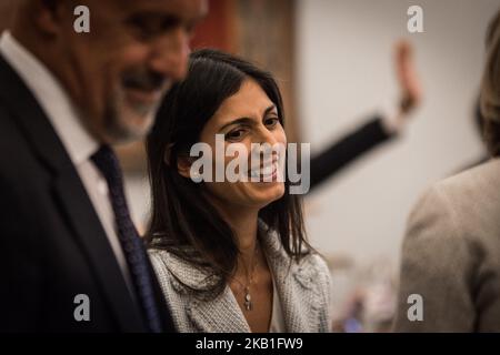 Die Bürgermeisterin von Rom, Virginia Raggi, während der Eröffnung der siebten Ausgabe des „Global Forum 2018 on Direct Democracy“. Das Forum wird zum ersten Mal in Italien, in Rom, stattfinden, auch als Anerkennung der neuen politischen und sozialen Dynamiken, die auf der Beteiligung basieren, die in unserem Land entstehen. Am 26 2018. September in Rom, Italien. (Foto von Andrea Ronchini/NurPhoto) Stockfoto