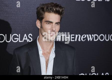 Jon Kortajarena nimmt am 27. September 2018 an der Fotoaktion „The New Douglas“ of Douglas im VP Hotel in Madrid Teil (Foto von Gabriel Maseda/NurPhoto) Stockfoto