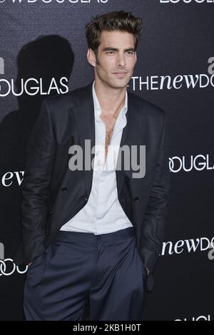 Jon Kortajarena nimmt am 27. September 2018 an der Fotoaktion „The New Douglas“ of Douglas im VP Hotel in Madrid Teil (Foto von Gabriel Maseda/NurPhoto) Stockfoto