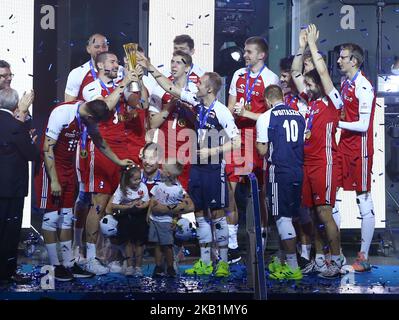 Polen gegen Brasilien - Finale der FIVP-Weltmeisterschaft der Männer Polen feiert am 30. September 2018 im Pala Alpitour in Turin, Italien, die Trophäe (Foto: Matteo Ciambelli/NurPhoto) Stockfoto