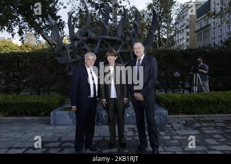 Die Kölner Bürgermeisterin Henriette Reker legt am 3 2018. Oktober einen Kranz am Holocaust-Mahnmal auf dem Liberty Square in Thessaloniki, Griechenland, ab. (Foto von Achilleas Chiras/NurPhoto) Stockfoto