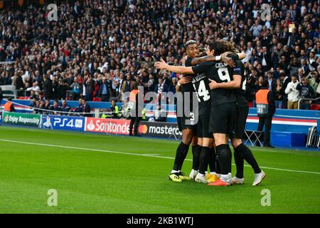 Edison Roberto Cavani #9,Angel Di Maria #11,Adrien Rabiot #25,Killian Mbappe #7,Neymar Jr #10 der PSG feiern während des UEFA Champions' League Fußballspiels Paris Saint Germain (PSG) gegen Red Star Belgrad am 3. Oktober 2018 im Parc des Princes-Stadion in Paris. (Foto von Julien Mattia/NurPhoto) Stockfoto