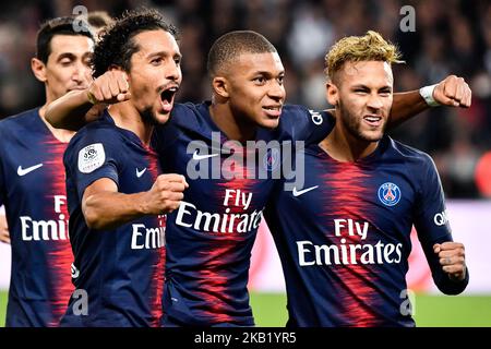 Neymar Jr, Killian Mbappe, Marquinhos während des spiels der französischen Ligue 1 zwischen Paris Saint-Germain (PSG) und Olympique Lyonnais (OL, Lyon) im Stadion Parc des Princes am 7. Oktober 2018 in Paris, Frankreich. (Foto von Julien Mattia/NurPhoto) Stockfoto