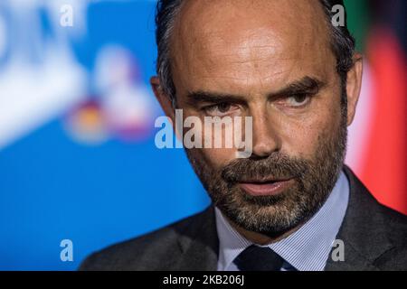 Der französische Premierminister und Interims-Innenminister Edouard Philippe wartet auf die Ankunft von G6 Ministern am 8. Oktober 2018 in Lyon während des Gipfels der Innenminister Frankreichs, Deutschlands, des Vereinigten Königreichs, Spaniens, Italiens und Polens im Jahr G6. Die Innenminister der G6 europäischen Länder trafen sich zu einem Treffen, um die internationale Zusammenarbeit in Migrationsfragen und die Bekämpfung des Terrorismus zu erörtern. (Foto von Nicolas Liponne/NurPhoto) Stockfoto