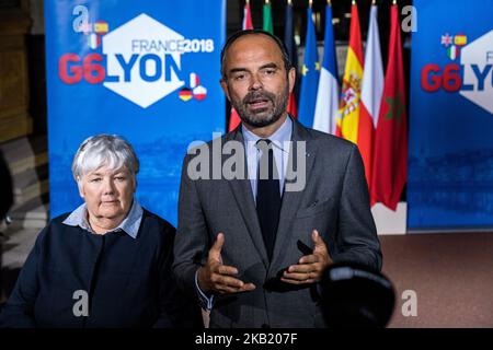 Der französische Premierminister und Interims-Innenminister Edouard Philippe wartet auf die Ankunft von G6 Ministern am 8. Oktober 2018 in Lyon während des Gipfels der Innenminister Frankreichs, Deutschlands, des Vereinigten Königreichs, Spaniens, Italiens und Polens im Jahr G6. Die Innenminister der G6 europäischen Länder trafen sich zu einem Treffen, um die internationale Zusammenarbeit in Migrationsfragen und die Bekämpfung des Terrorismus zu erörtern. (Foto von Nicolas Liponne/NurPhoto) Stockfoto