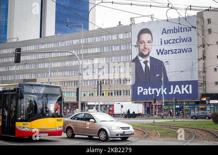 Wahlplakat von Patryk Jaki in Warschau, Polen am 4. Oktober 2018 (Foto: Mateusz Wlodarczyk/NurPhoto) Stockfoto