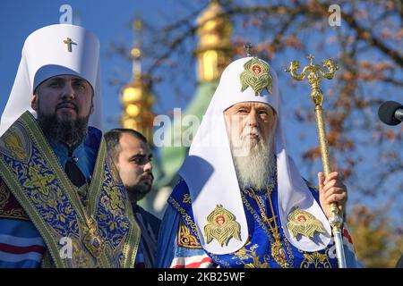 Patriarch Filaret, Leiter der Ukrainischen Orthodoxen Kirche des Kiewer Patriarchats, während der Messe für die Gewährung der Autokephalie an die Ukrainische Kirche auf einem Platz vor der Sophienkathedrale in Kiew, Ukraine, 14. Oktober 2018 (Foto: Maxym Marusenko/NurPhoto) Stockfoto