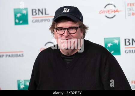 Der amerikanische Regisseur Michael Moore nimmt am 20. Oktober 2018 im Auditorium Parco della Musica in Rom, Italien, an einer Fotoschau während des Filmfestivals 13. in Rom Teil. (Foto von Mauro Fagiani/NurPhoto) Stockfoto