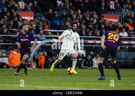 22 ISCO aus Spanien von Real Madrid während des spanischen Fußballspiels „El Classico“ der Liga zwischen dem FC Barcelona und Real Sociedad am 28. Oktober 2018 im Stadion Camp Nou in Barcelona, Spanien. (Foto von Xavier Bonilla/NurPhoto) Stockfoto