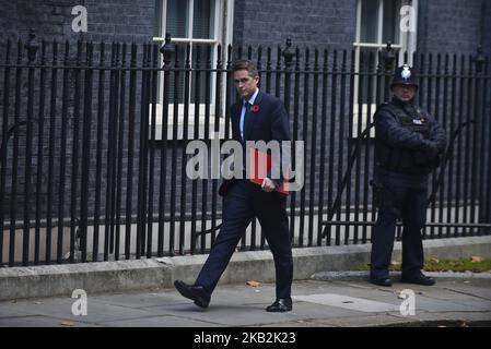 Der britische Verteidigungsminister Gavin Williamson kommt am 29. Oktober 2018 zu einer Kabinettssitzung in der Downing Street 10 in London, bevor dem Parlament der Jahreshaushalt der Regierung vorgelegt wird. (Foto von Alberto Pezzali/NurPhoto) Stockfoto