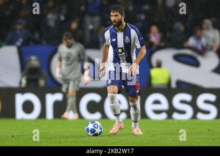 Portos brasilianischer Verteidiger, der beim UEFA Champions League-Spiel zwischen dem FC Porto und dem FC Lokomotiv Moskau am 6. November 2018 in Porto, Portugal, im Dragao Stadium in Porto in Aktion war. (Foto von Paulo Oliveira / DPI / NurPhoto) Stockfoto